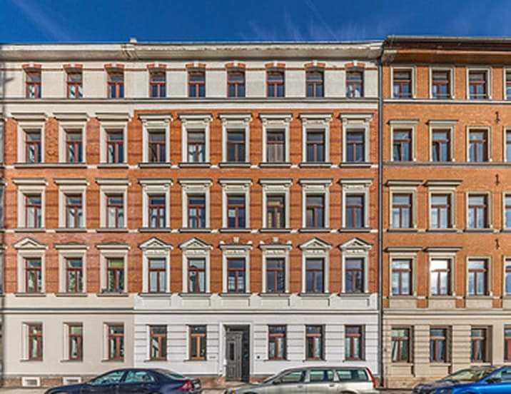 Sanierter Altbau in Leipzig – Straßenansicht